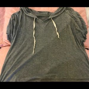 Flowy hey shirt with hoodie